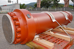 Large-scale press cylinders