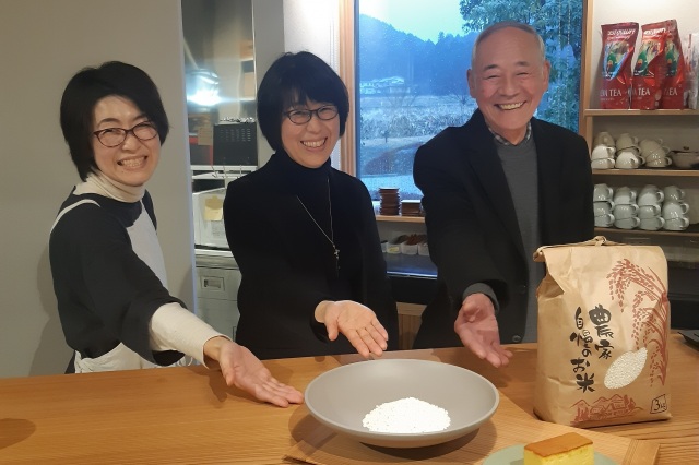 cafe miraiが岐阜新聞西濃版にて紹介されました