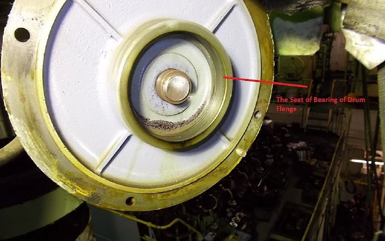Hoisting motor shaft broken